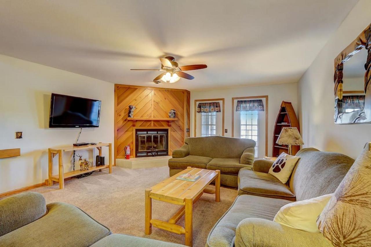 Brown Family Condo For Families Golf Trips And Girls Getaways Wisconsin Dells Buitenkant foto