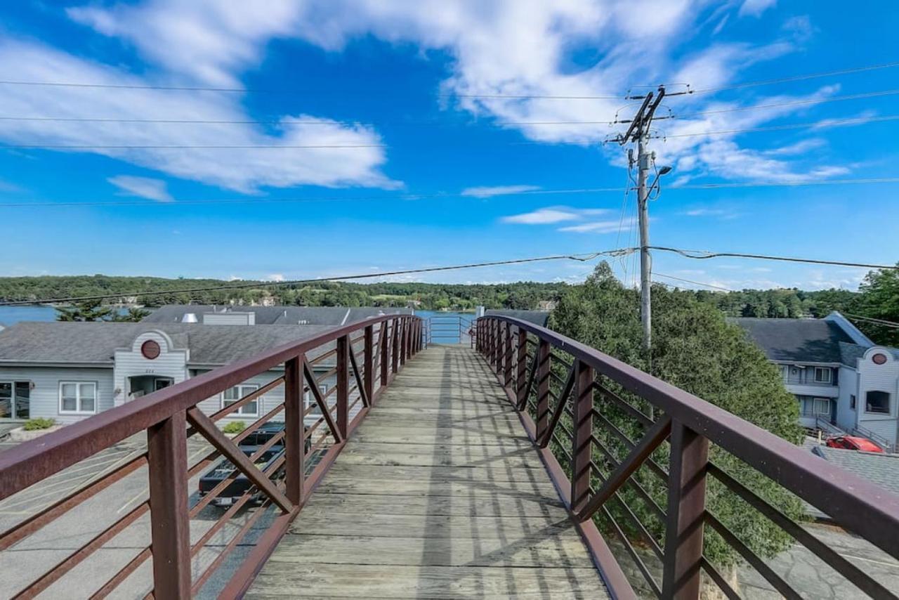 Brown Family Condo For Families Golf Trips And Girls Getaways Wisconsin Dells Buitenkant foto