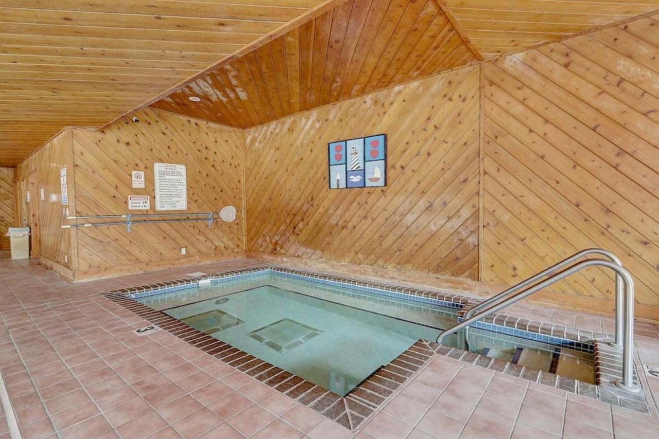 Brown Family Condo For Families Golf Trips And Girls Getaways Wisconsin Dells Buitenkant foto